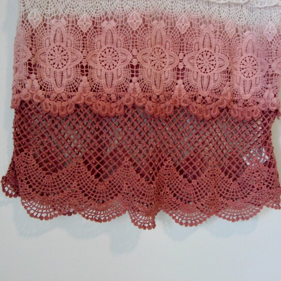 Y2K Lace Crochet Tank Top Boho Cream Pink Rose Ombre American Eagle Size Small - Picture 5 of 13